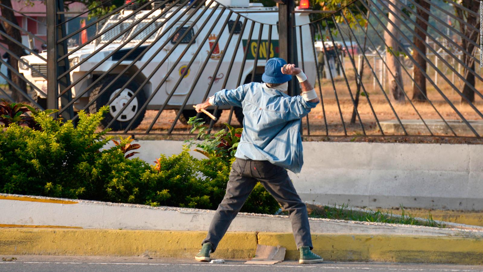Incidentes en la base aérea La Carlota en Caracas