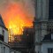incendio notre dame paris imágenes foto video catedral iglesia destruye