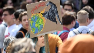 Estudiantes del mundo protestan contra el cambio climático