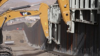 Terminan construcción de segmento de muro fronterizo privado