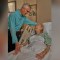 Hombre de 86 años dona su riñón