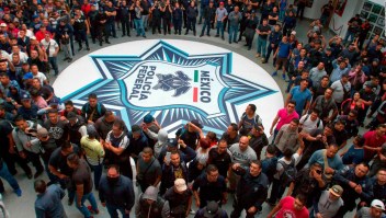 Impase entre la policía y el ejecutivo en México