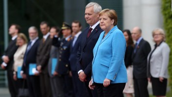 Angela Merkel sufre un nuevo temblor