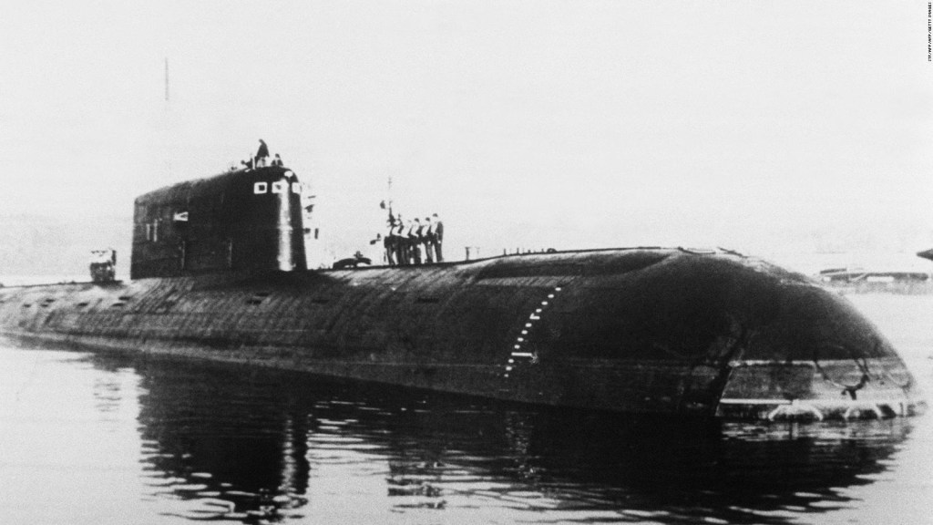 Hallan fuga radioactiva en un submarino hundido