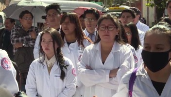 Bolivia: virus desata ira de médicos contra el gobierno