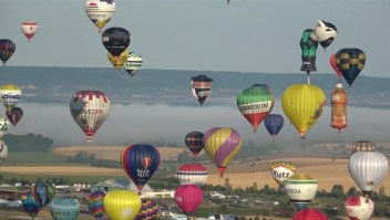 Se quedan cortos en alcanzar marca mundial de globos aerostáticos en Francia