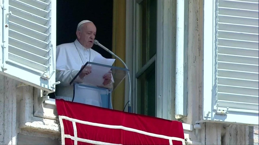 Papa Francisco expresa su pesar por tiroteos en EE.UU.