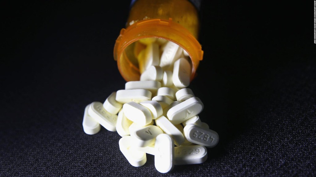 Breves económicas: Distribuidores de opioides y Dartmouth pagan para poner fin a demandas