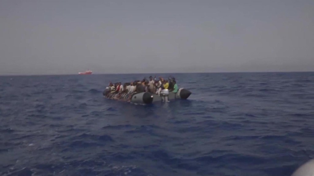 Intensifican rescates de refugiados en el Mediterráneo