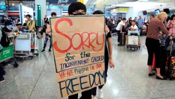 MinutoCNN: Casi 1.000 vuelos fueron cancelados en Hong Kong