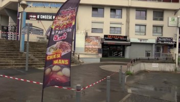 Asesinan mesero en Francia por tardanza en servir un sándwich