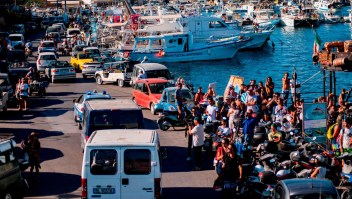 El Open Arms desembarca en Lampedusa