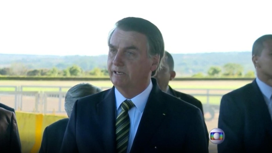 Bolsonaro llama a cumbre de presidentes por situación del Amazonas