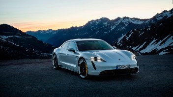 Porsche revela su nuevo auto eléctrico