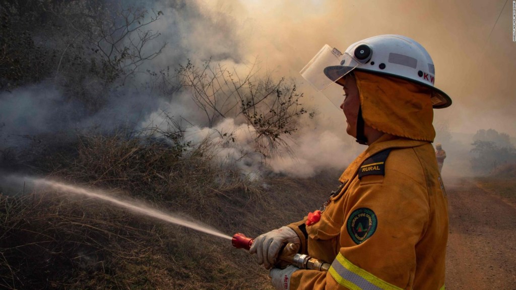 Australia: investigan varios puntos de incendio