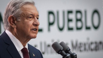 López Obrador: Personas que causaron destrozos en marcha de Ayotzinapa no son anarquistas