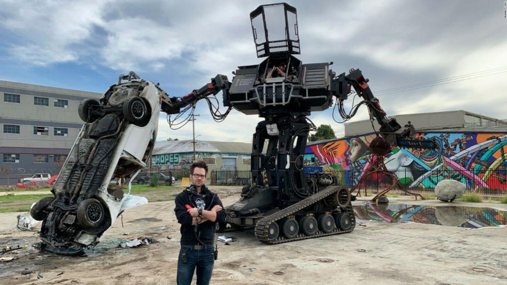 Subastan robot gigante en Ebay
