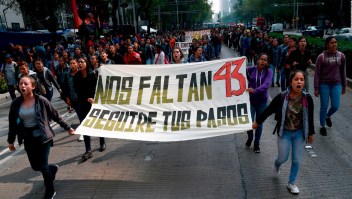 Estudiantes de Ayotzinapa piden justicia