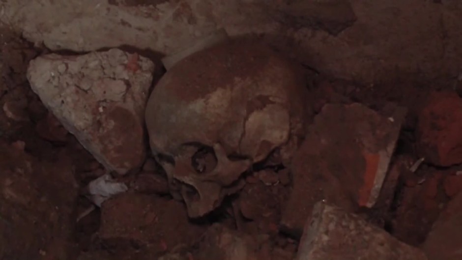 Encuentran cráneos en la que era la casa del expresidente de Paraguay Alfredo Stroessner