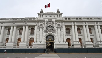 ¿El efecto económico de la crisis constitucional de Perú?