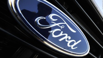 Ford: Ventas de vehículos caen casi 5%