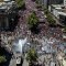 Masiva manifestación se enfrenta a carabineros en Chile