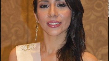 Reina de belleza iraní dice que la matarán si es deportada