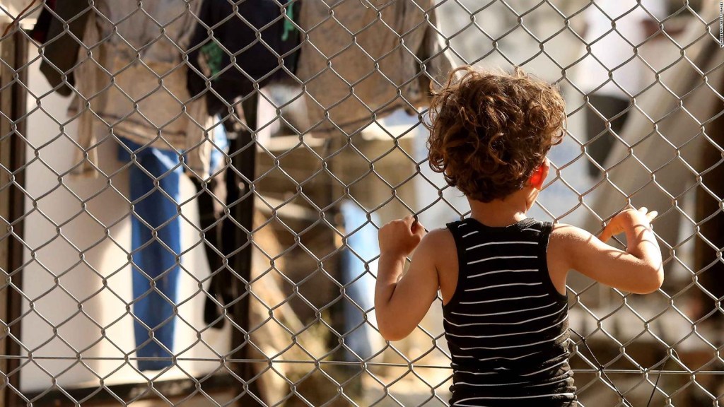 Exoneran a Holanda de repatriar niños refugiados en Siria