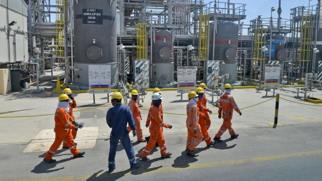 La estatal petrolera saudita Aramco saldrá a la bolsa
