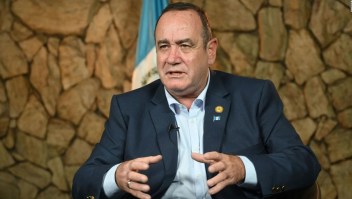 Guatemala retirará su apoyo a Nicolás Maduro