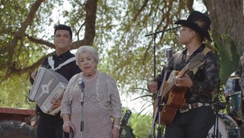 La abuela que consiguió una nominación a los Latin Grammy