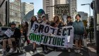 Manifestantes exigen medidas efectivas para cuidar el medio ambiente