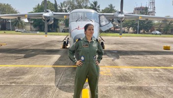 La Armada de la India da la bienvenida a su primera mujer piloto