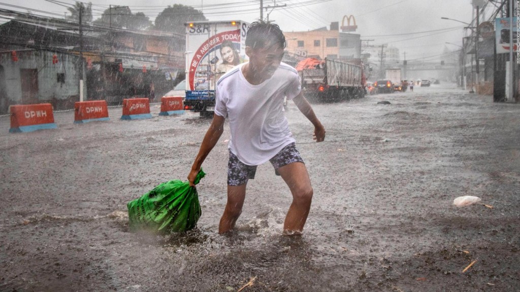 El tifón Kammuri causa estragos en Filipinas