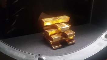 Trasladan en secreto lingotes de oro a Polonia