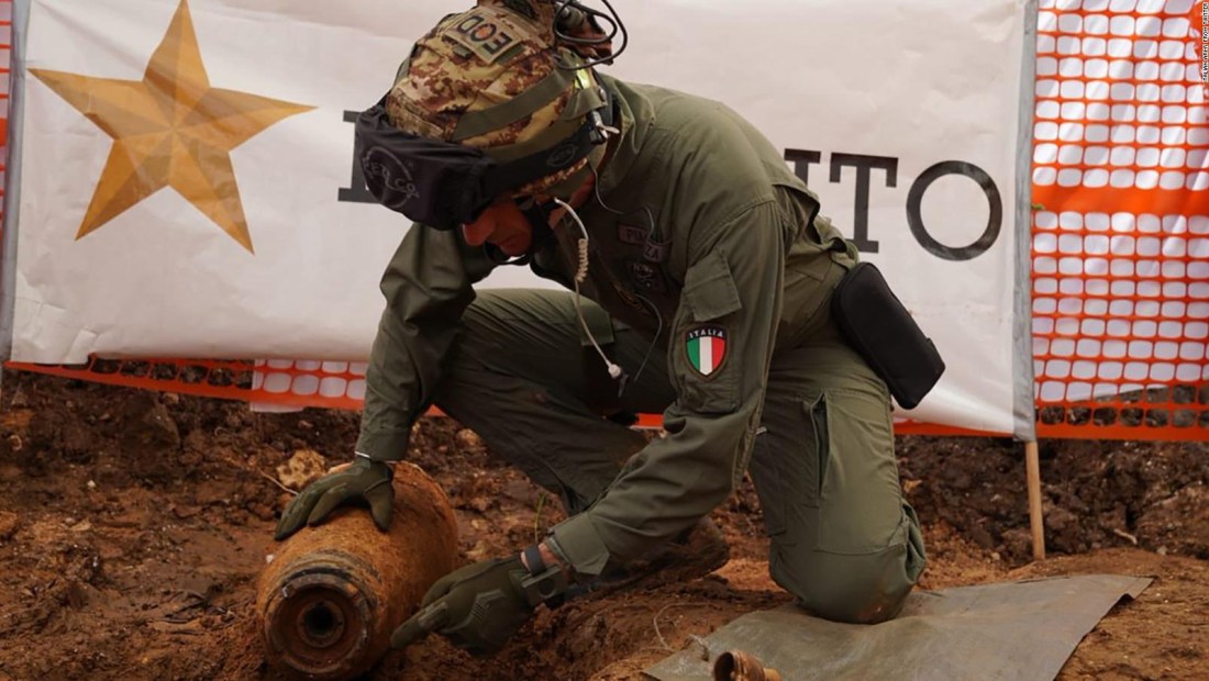 Italia: Bomba de la Segunda Guerra Mundial obliga evacuación en Brindisi