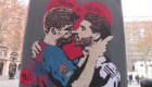 ¿Qué hay detrás del beso entre Piqué y Ramos?