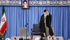 Alí Jamenei llama payaso al presidente Donald Trump