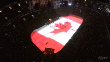 Equipo de hockey canadiense honra a las víctimas del avión siniestrado