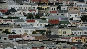 ¿Por qué es tan cara la vivienda en California?