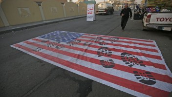 Bandera EE.UU. en Bagdad