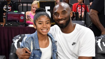 Entregan restos de Kobe Bryant y su hija Gigi a la familia