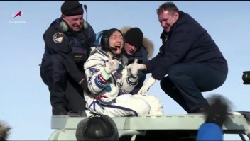 Nueva marca espacial para la astronauta Christina Koch