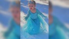 Niña interpretando a Elsa de "Frozen" se hace viral