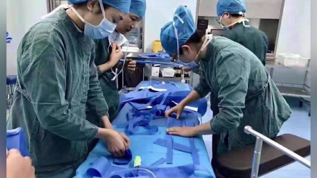 China publica cantidad de médicos afectados