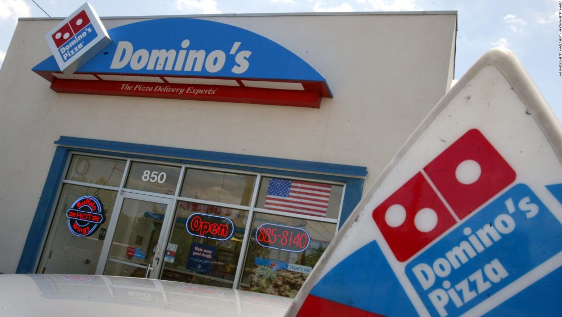 Acciones de Domino's suben 25%
