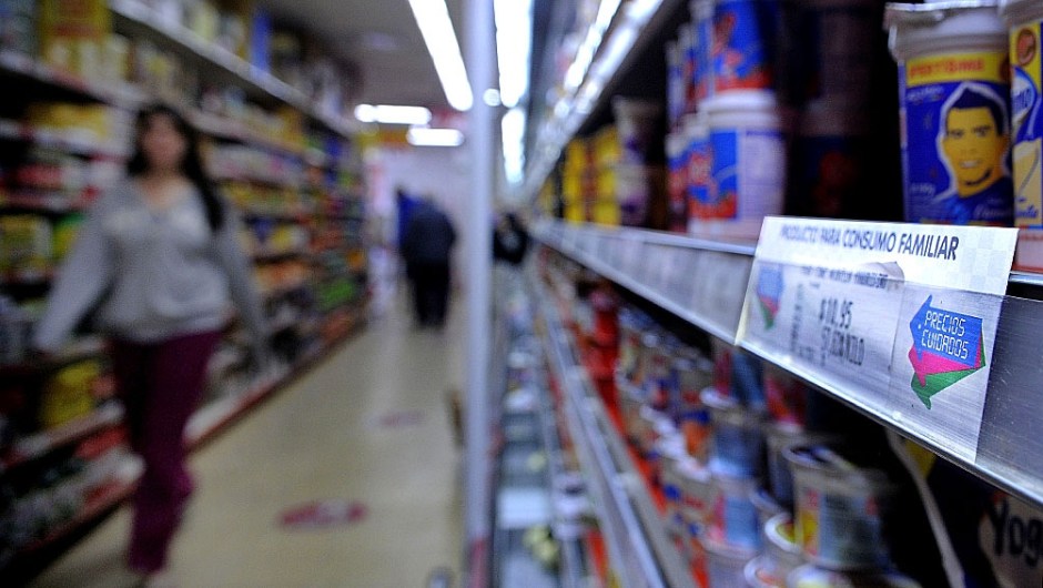 Precios Cuidados: mayoristas y distribuidores se suman con 59 productos. (Foto de Télam).