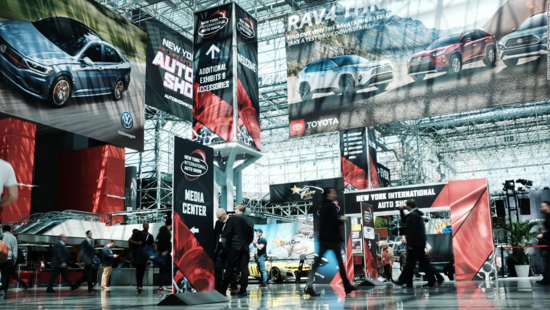Breves: Posponen el Auto Show de Nueva York