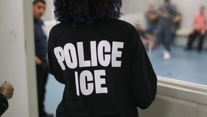 Abogada de la ACLU critica respuesta de ICE ante la pandemia