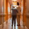 OMS: Mitad de las muertes por coronavirus en Europa fueron en hogares de ancianos